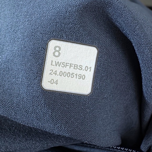 Lululemon LW5FFBS Align High Rise Wide Leg Crop Pants Navy Blue Size 8 - Picture 4 of 8